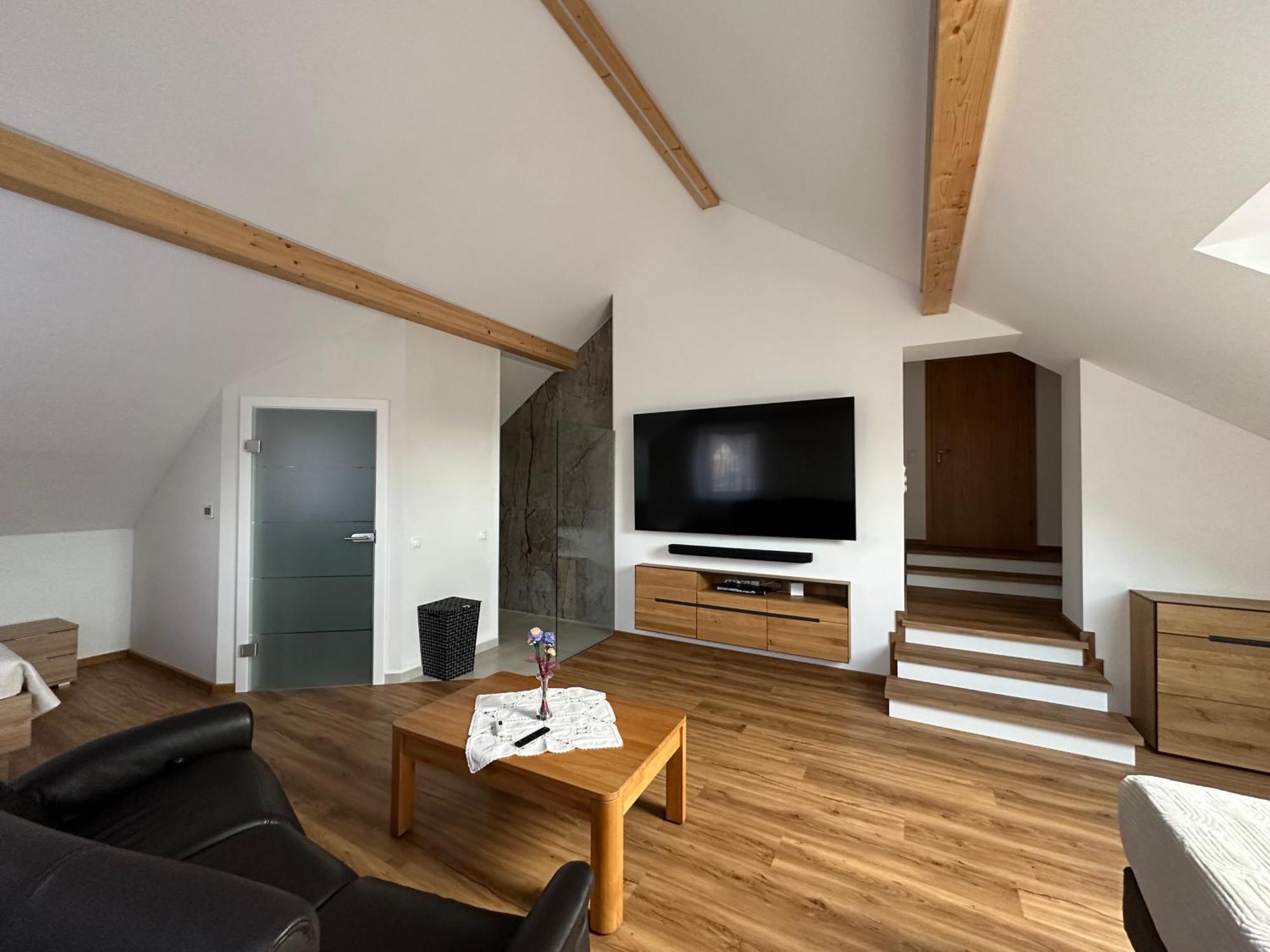 Villa Racing - Privatzimmer In Spielberg Spielberg Bei Knittelfeld Luaran gambar
